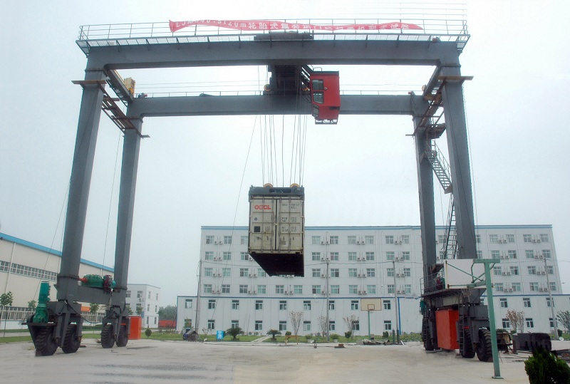 Rubber Tyre Gantry Crane