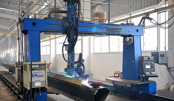 Double gantry welding gun