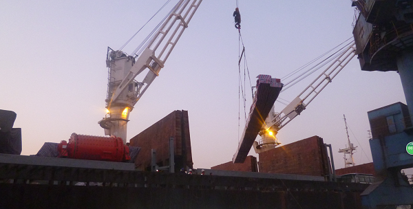 crane delivery to Australia